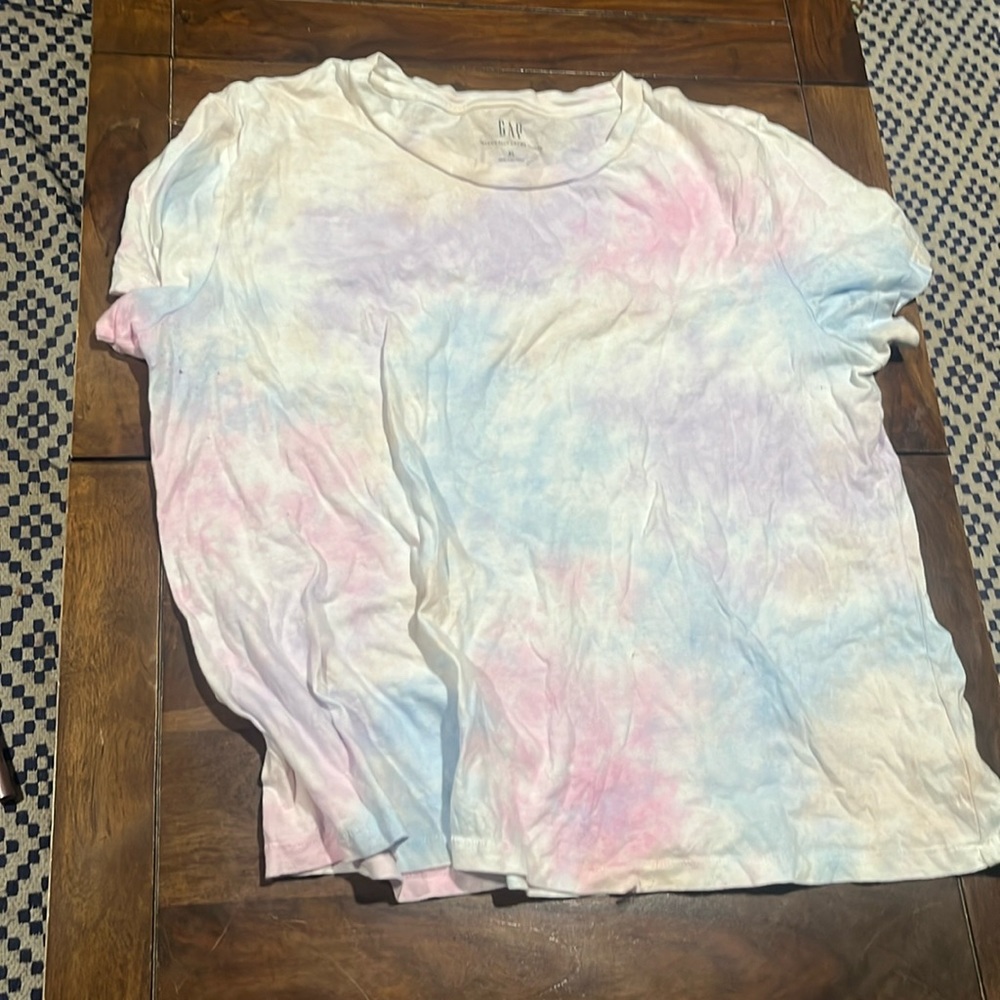 Short sleeve gap shirt